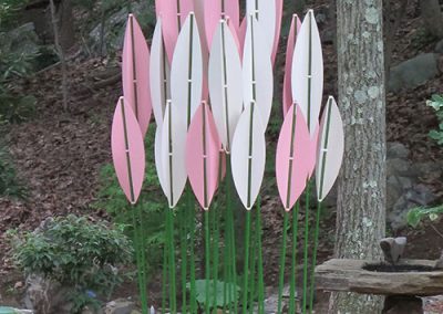 Pampas, a pink & white nature inspired garden sculpture - Kevin Caron